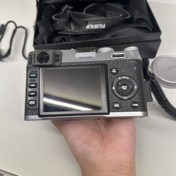 Fuji X100