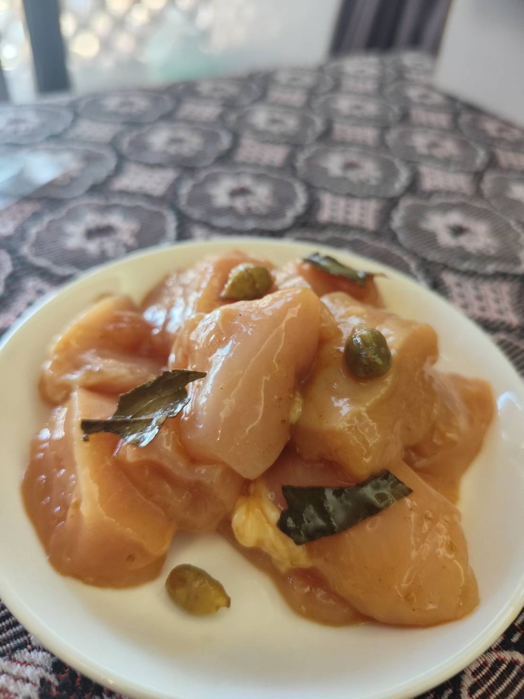 300g Ready to fry Marinated chicken breast (with powder) 醃製雞胸肉(生)