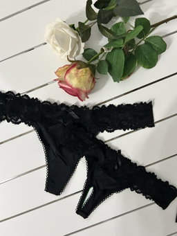 Utterly Ravishing- black