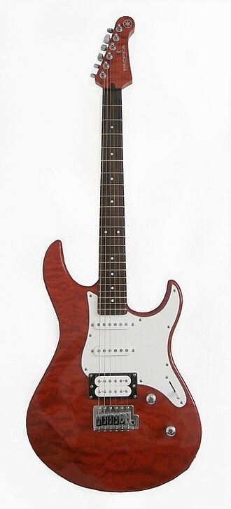 GUITARE ÉLECTRIQUE YAMAHA PACIFICA PAC012_0