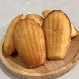 Lemon Madeleine