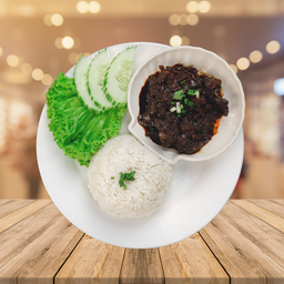 Nasi Putih Daging Hitam