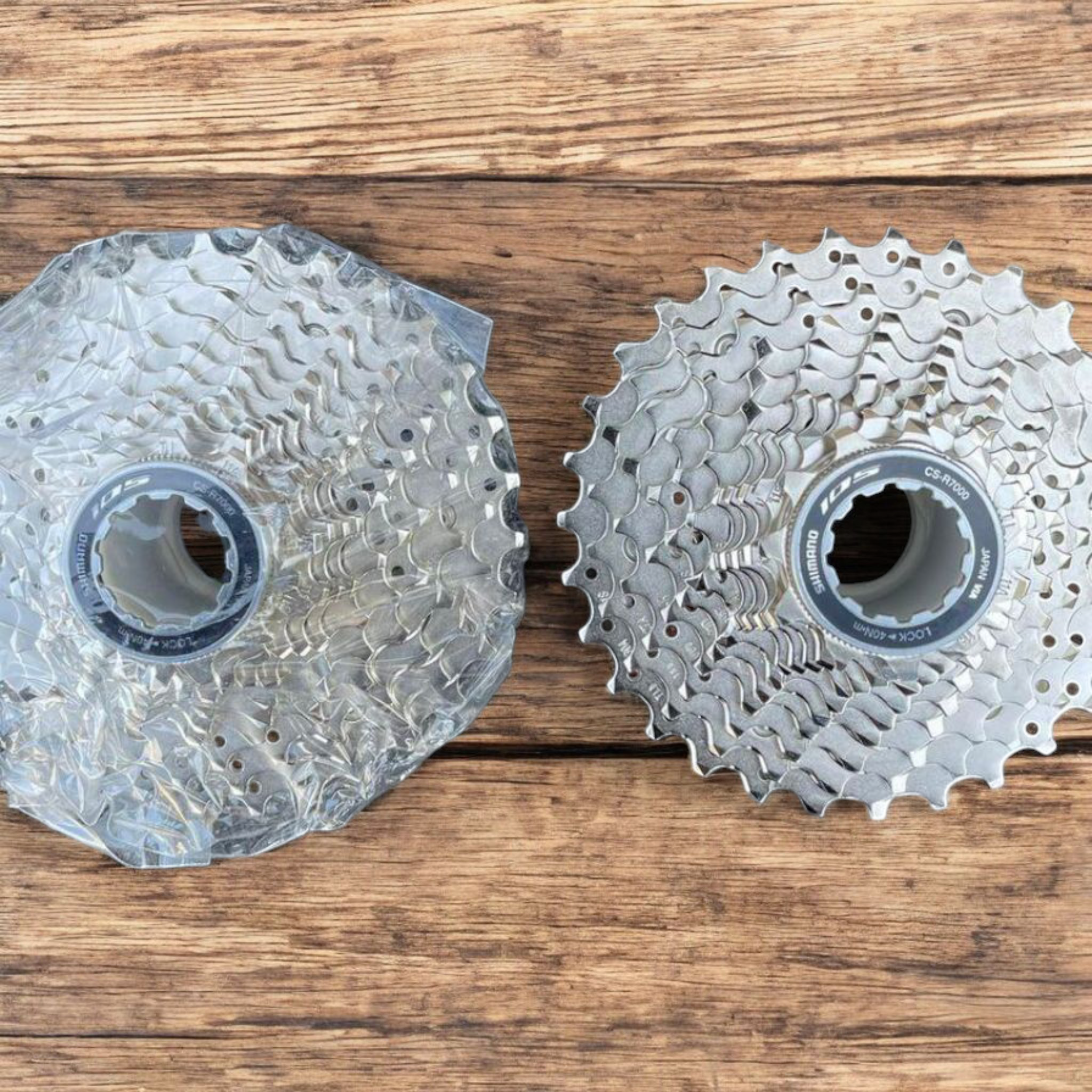 Shimano 105 CS-R7000 11-Speed Cassette – 11-30 T_1