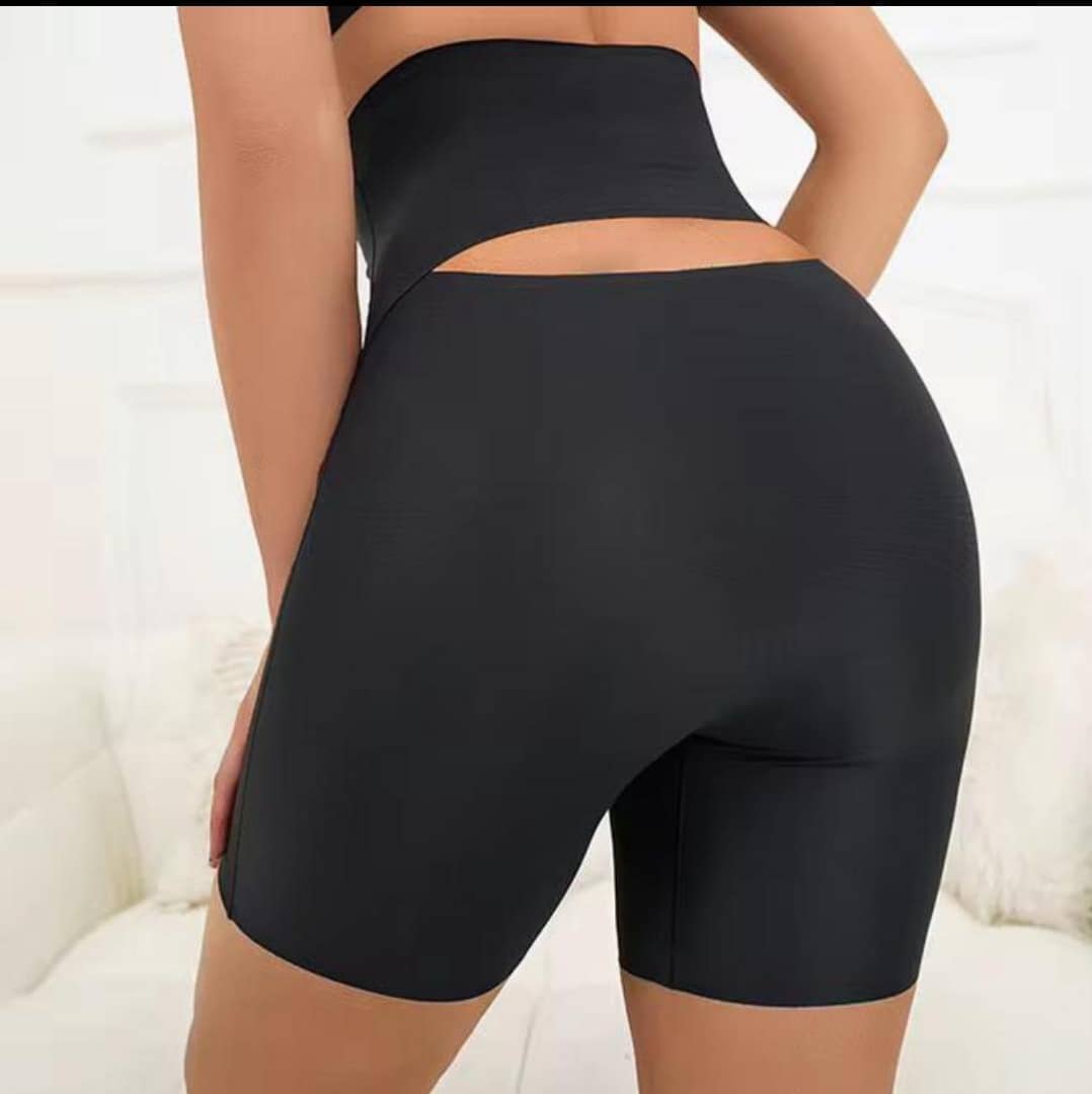 Tight shape wear  _1