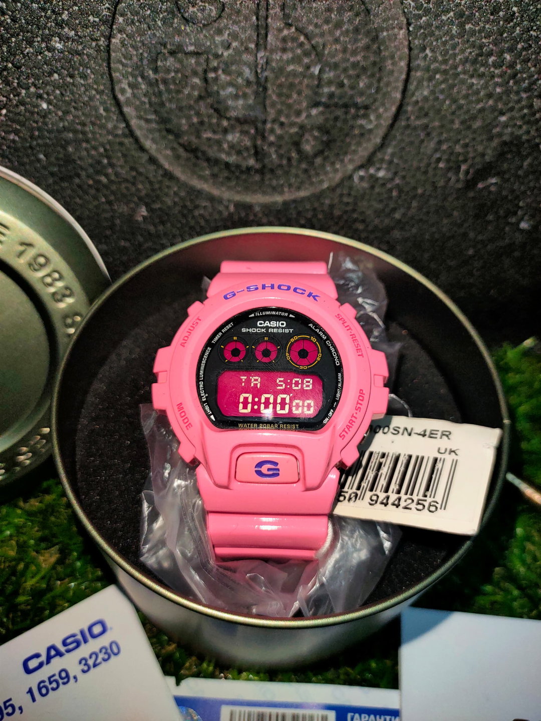 G-SHOCK DW6900SN-4DR 