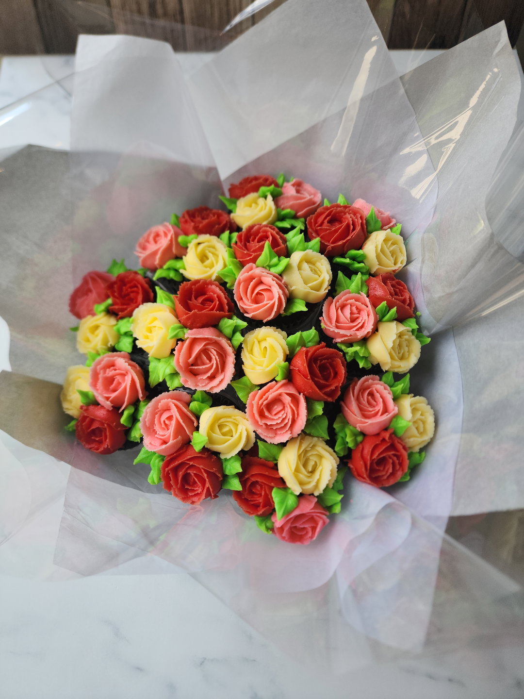 Arusha Bouquet - 12 Cupcakes