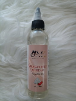 Strawberries & Cream Massage Oil