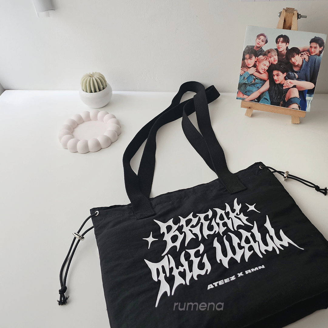 Ateez Shoulder Bag - SOLO REMATE_1