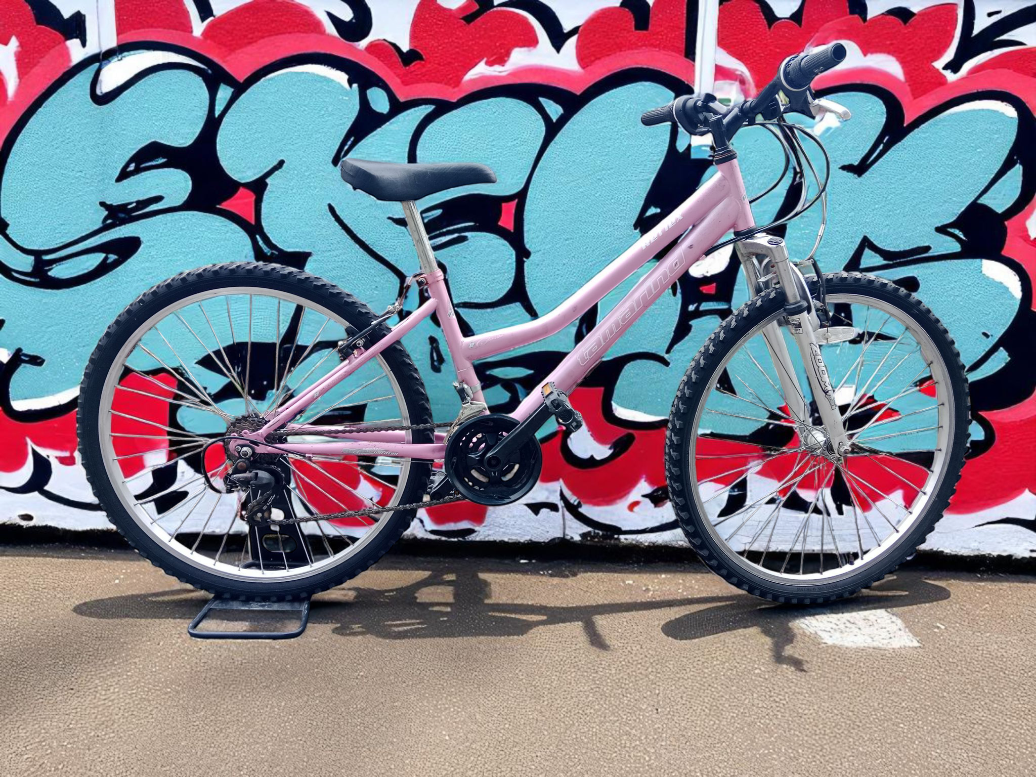 Pink Avocet 26″ Ladies MTB – Ex-UK (Ref BK-AV-26-PINK)_0