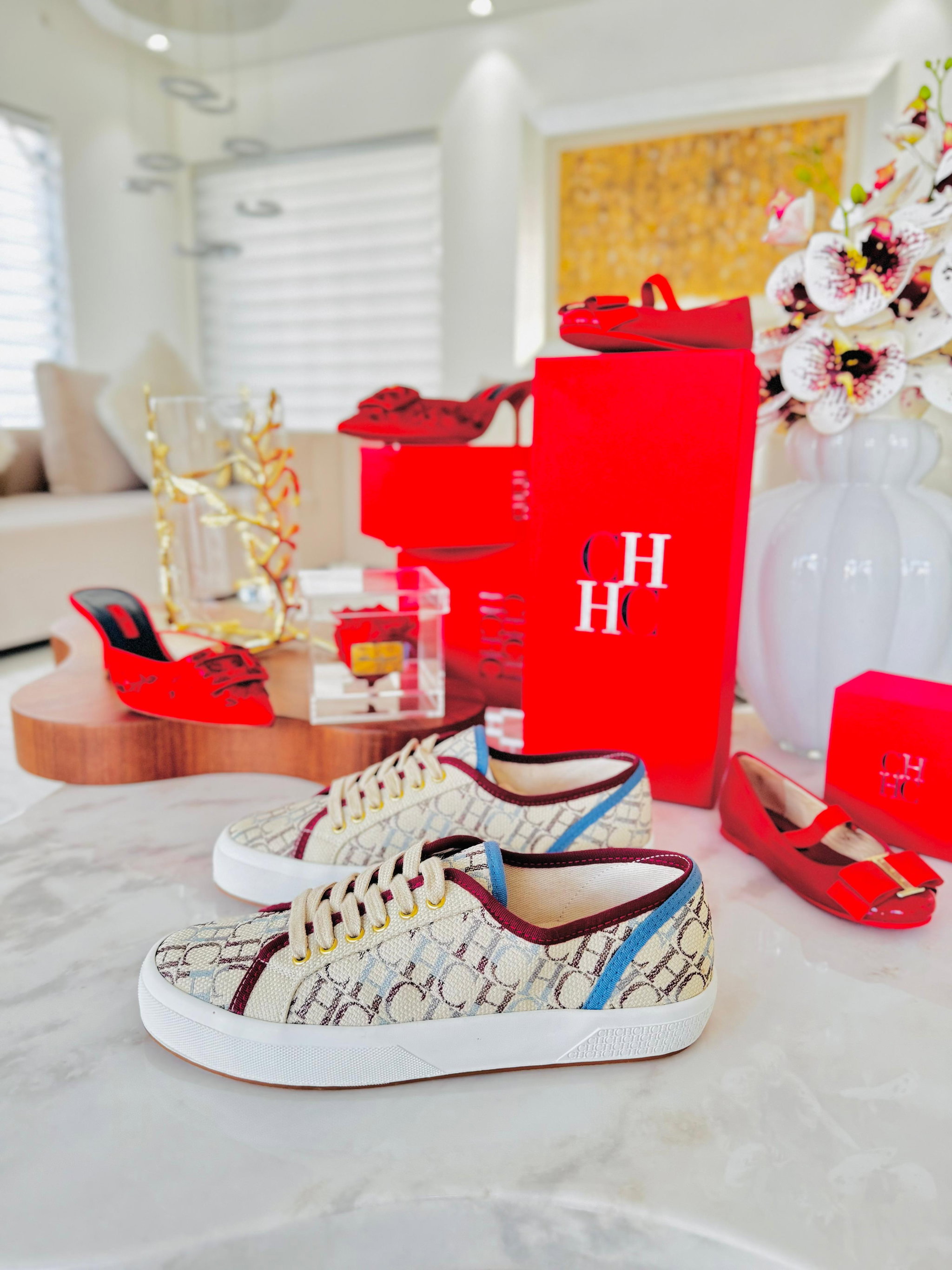 -50%‼️ / Sapatilhas Carolina Herrera _2