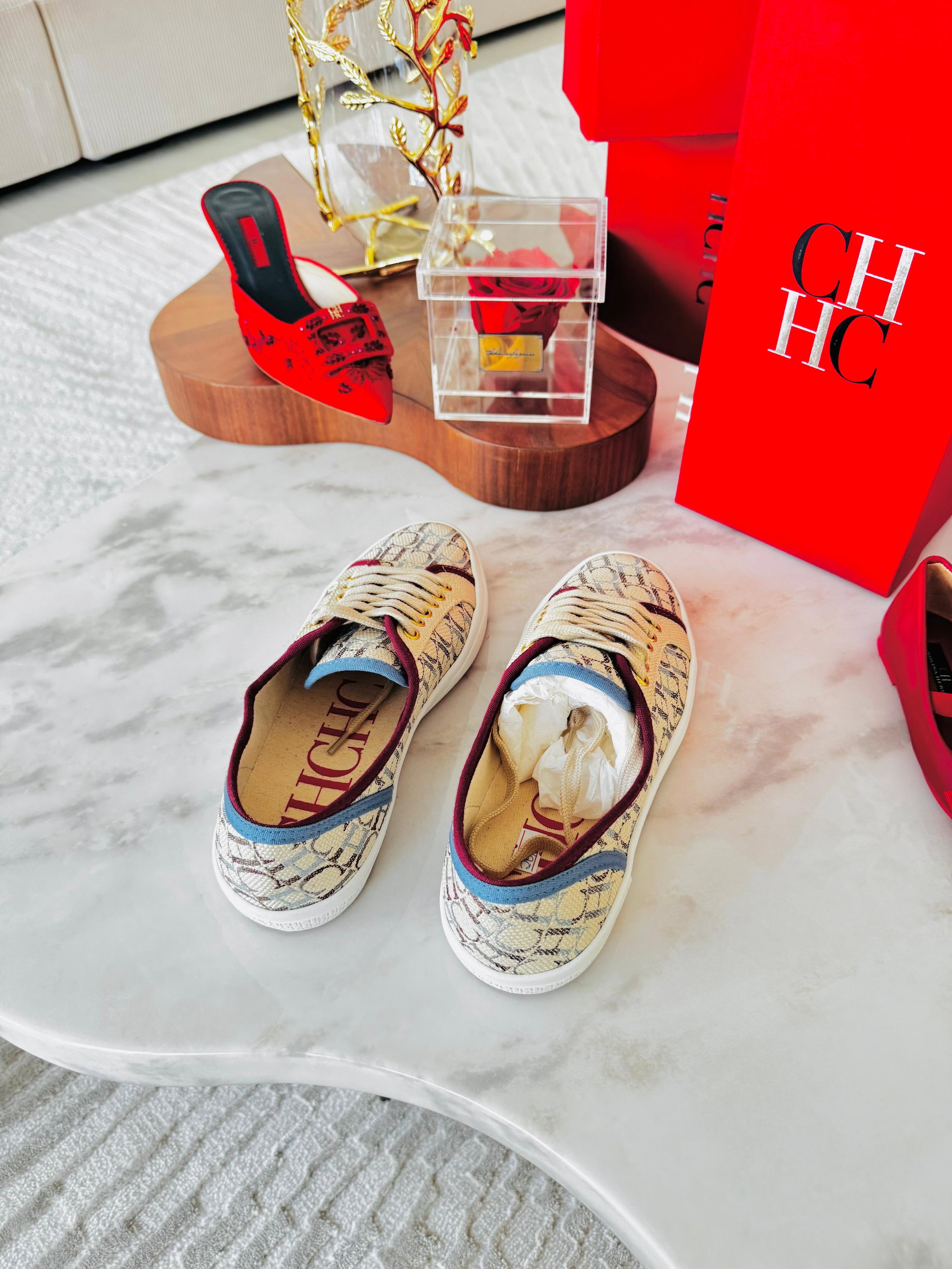 -50%‼️ / Sapatilhas Carolina Herrera _5