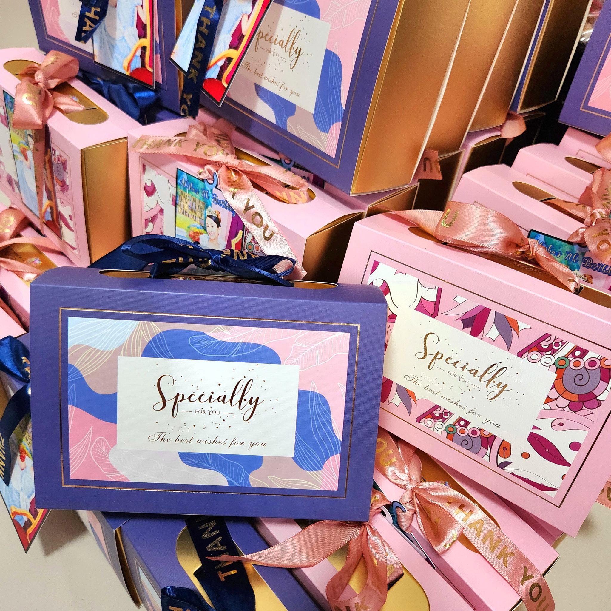 Drawer Gift Box with Ribbon Handle_11