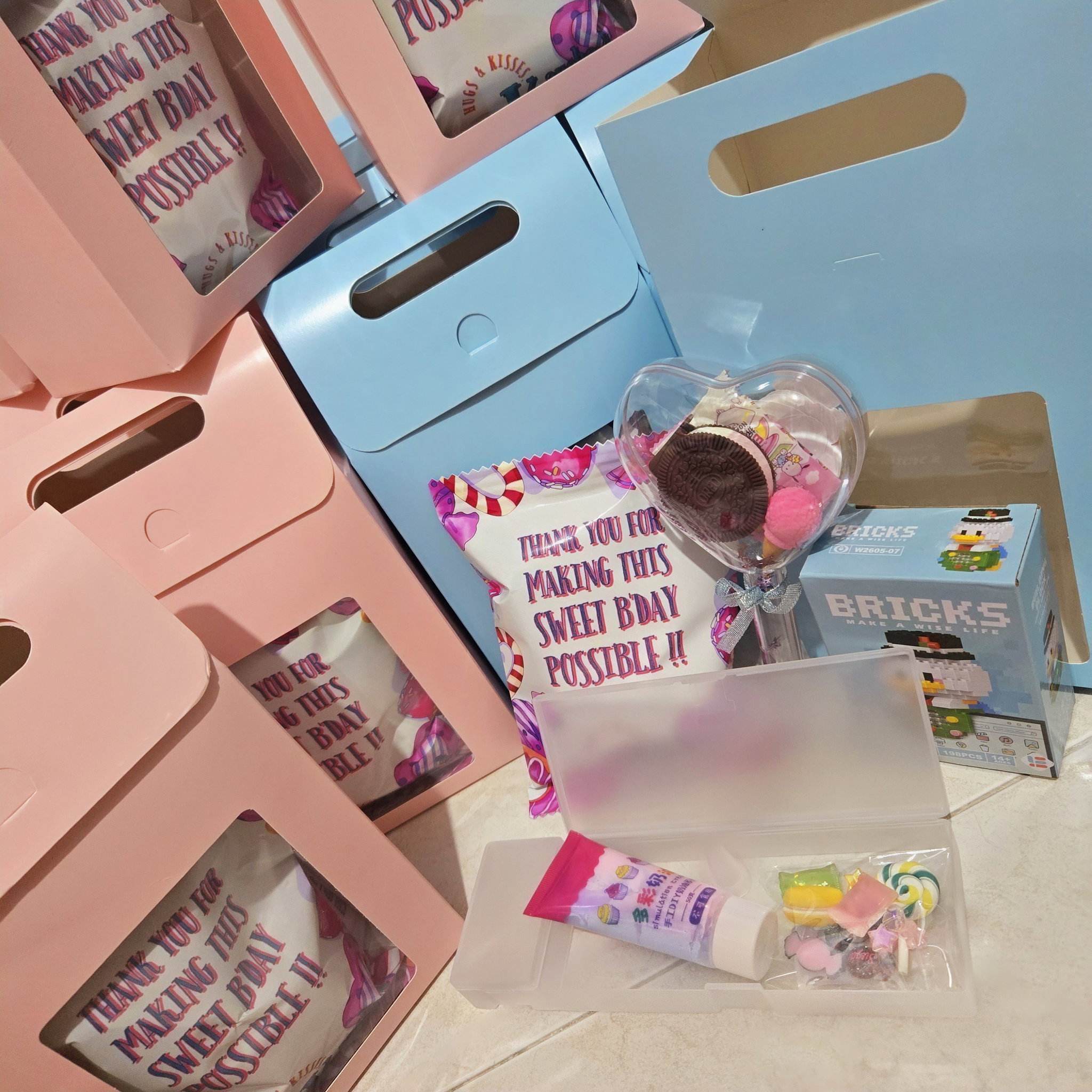 Transparent Gift Box with Handle_9