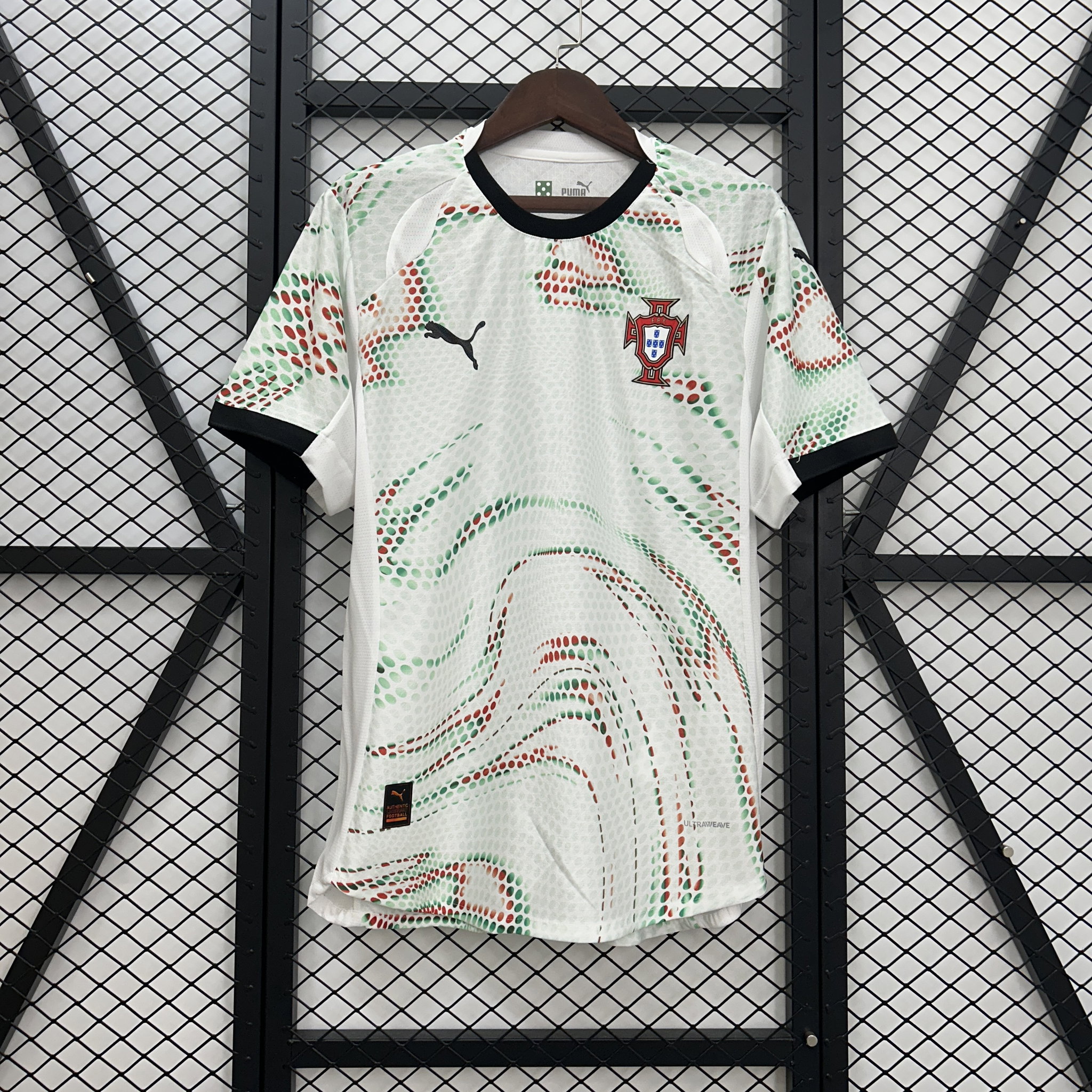 PORTUGAL VISITANTE FAN 25/26_0