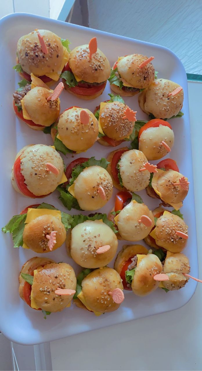 20 Mini Burgers_0