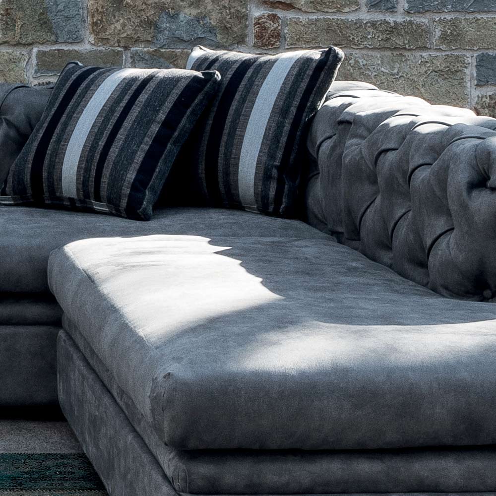 Living Room Sofa with Reclining Headrest and Peninsula_6