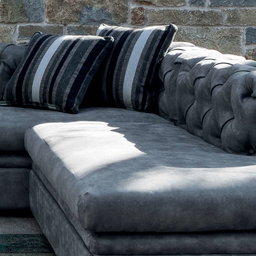 Living Room Sofa with Reclining Headrest and Peninsula