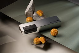 Classic Custard Mooncake (4pcs) 