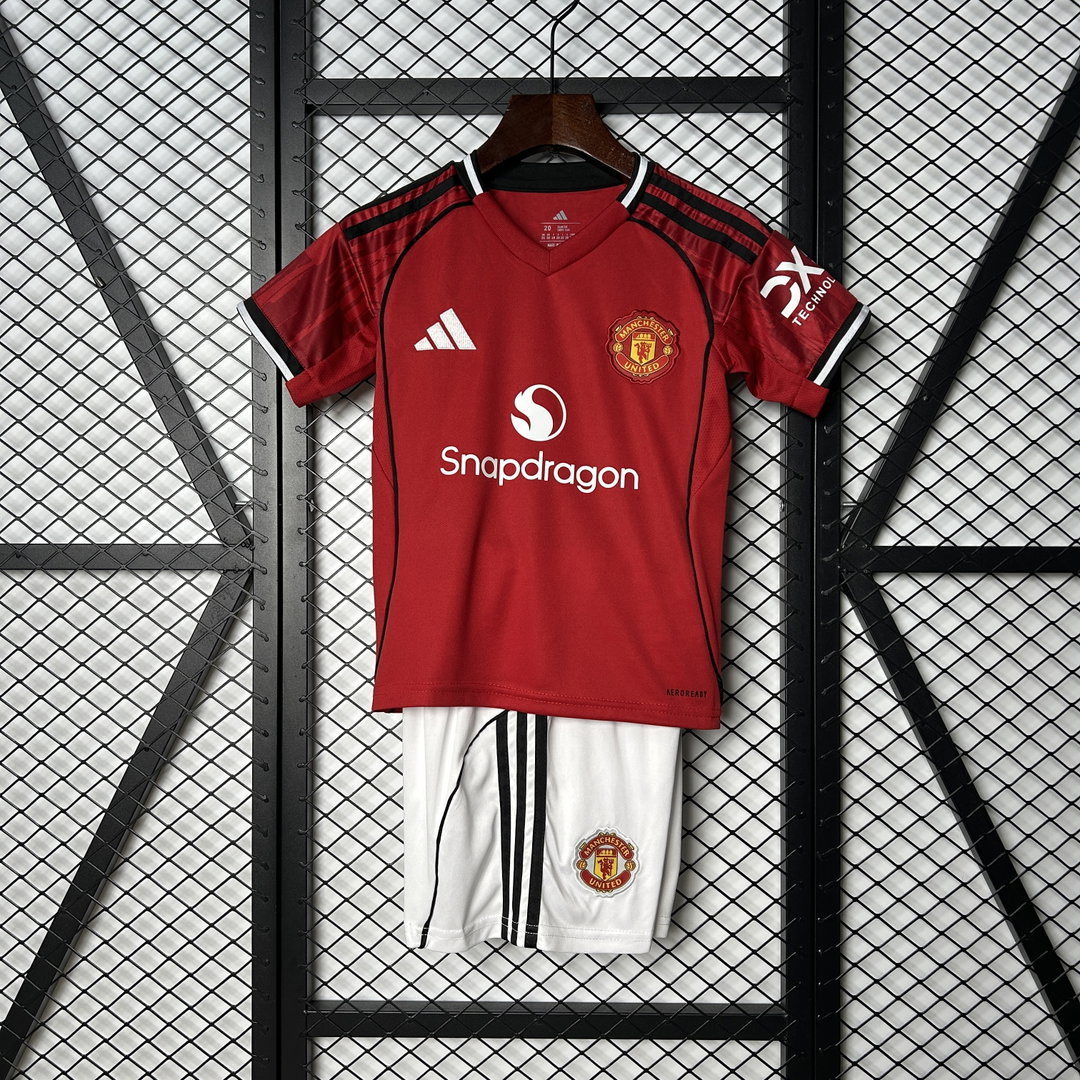 MANCHESTER UNITED NIÑOS 25/26