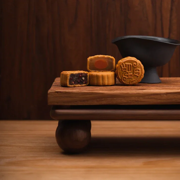 Assorted Traditional Mooncake (8pcs)