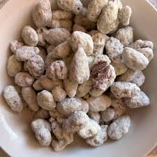 Yoghurt Almonds
