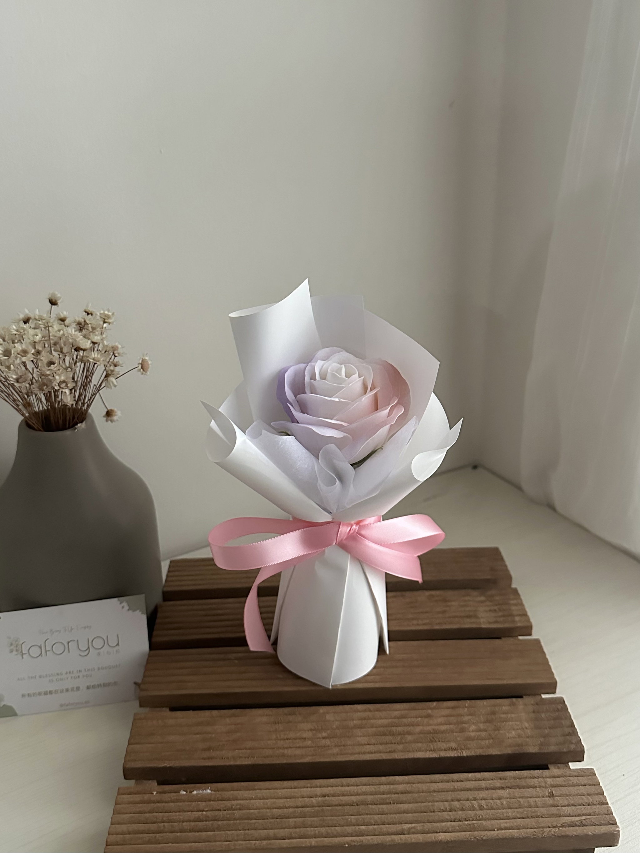 1 Stalk Soap Rose Bouquet (1SRN001)_0