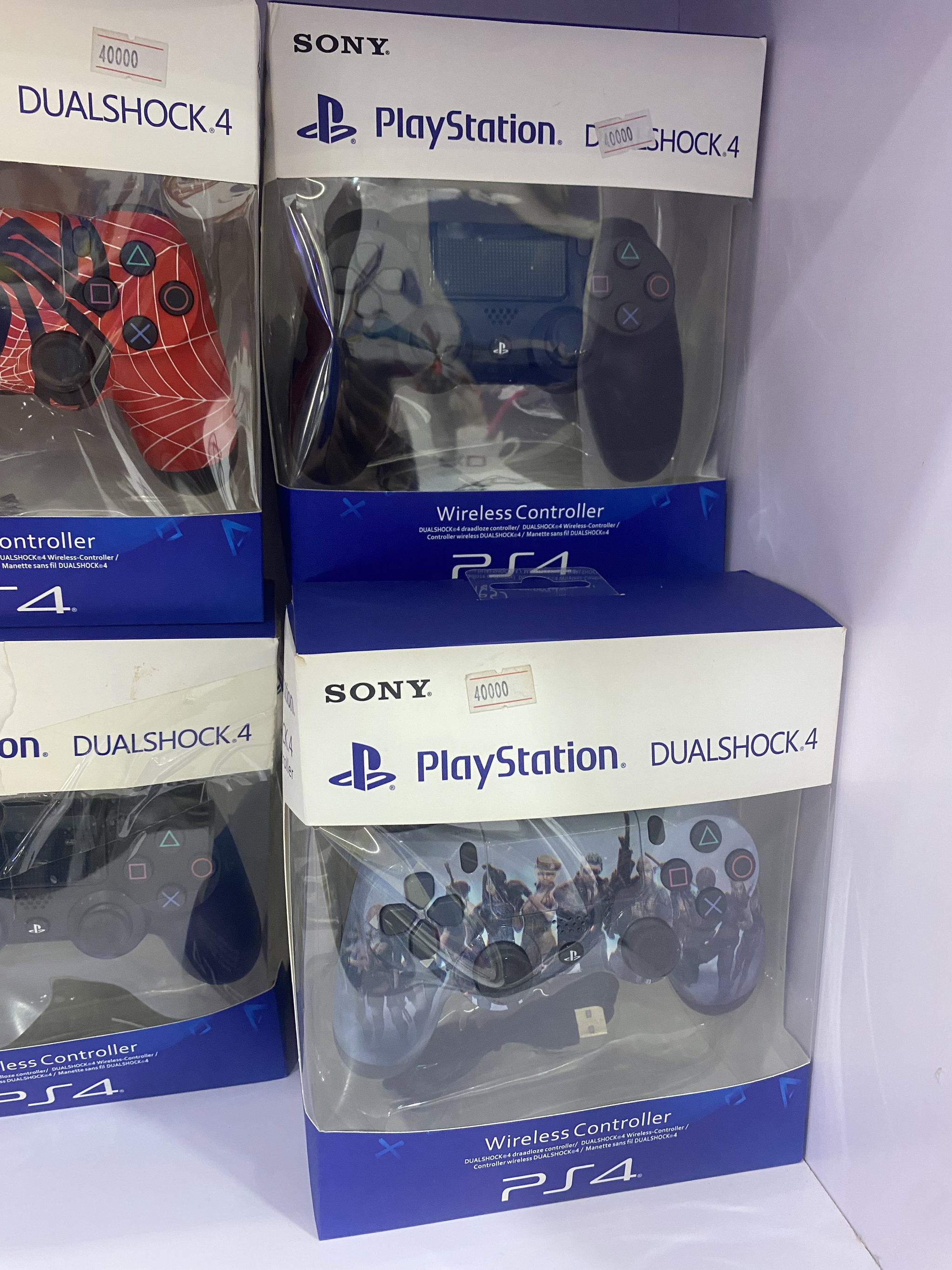 DualShock 4 Wireless Controller_0