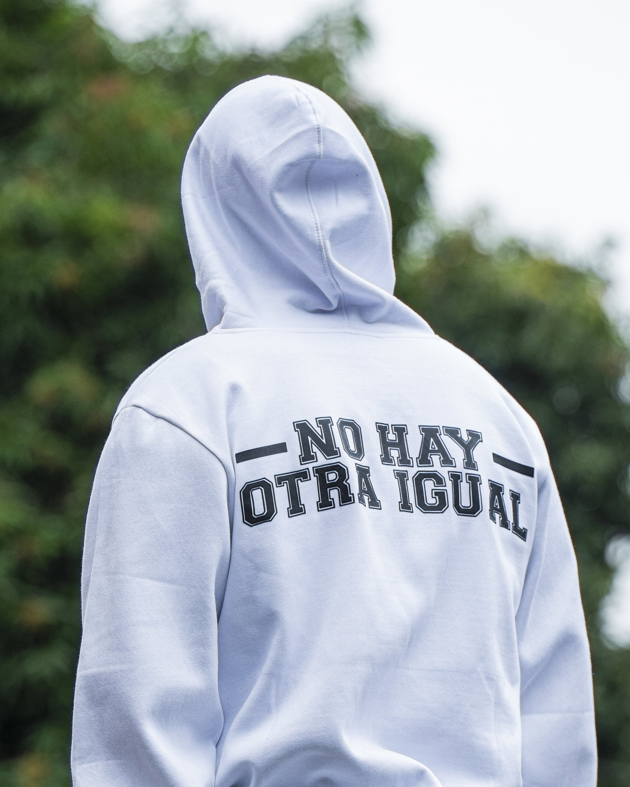 Hoodie La 79 No Hay Otra Igual - Blanca_6