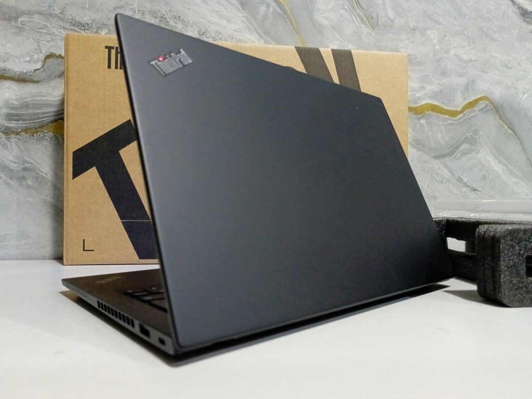 Lenovo Thinkpad X13