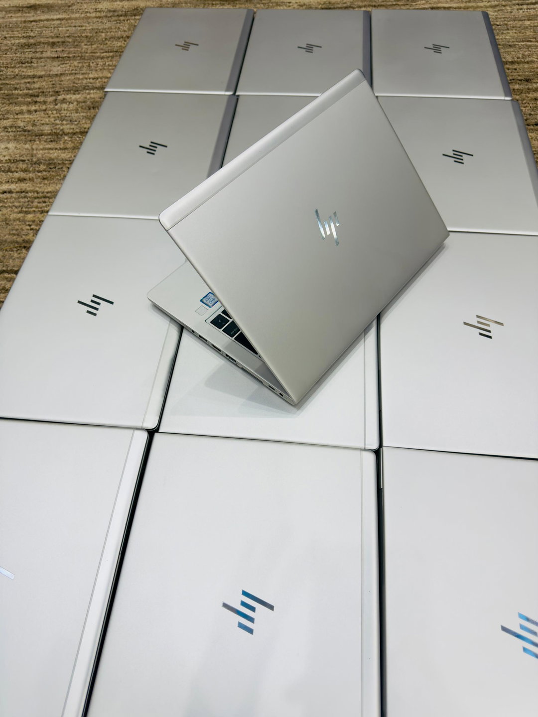 HP Elitebook 830 G6