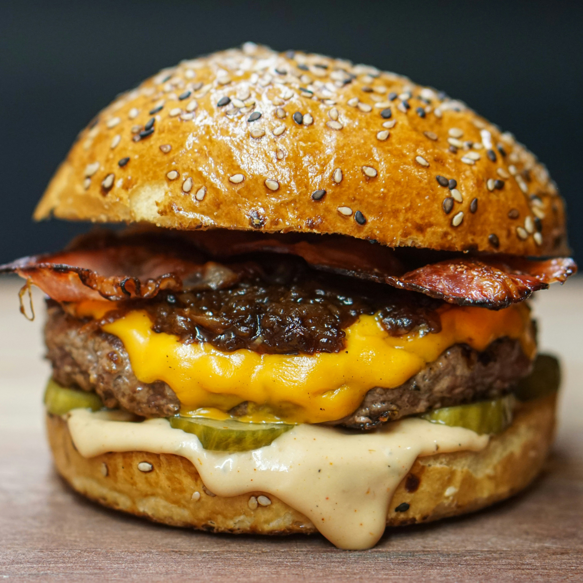 Single Gourmet Burger_0