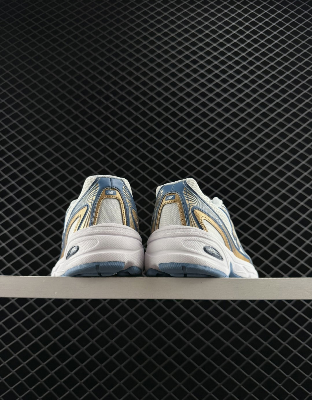 NEW BALANCE 740_4