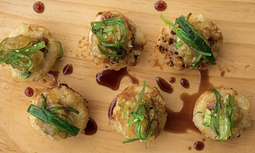Atún Fly Bites: Rollo Tempura  (Tuna Fly Bites: Tempura Roll)