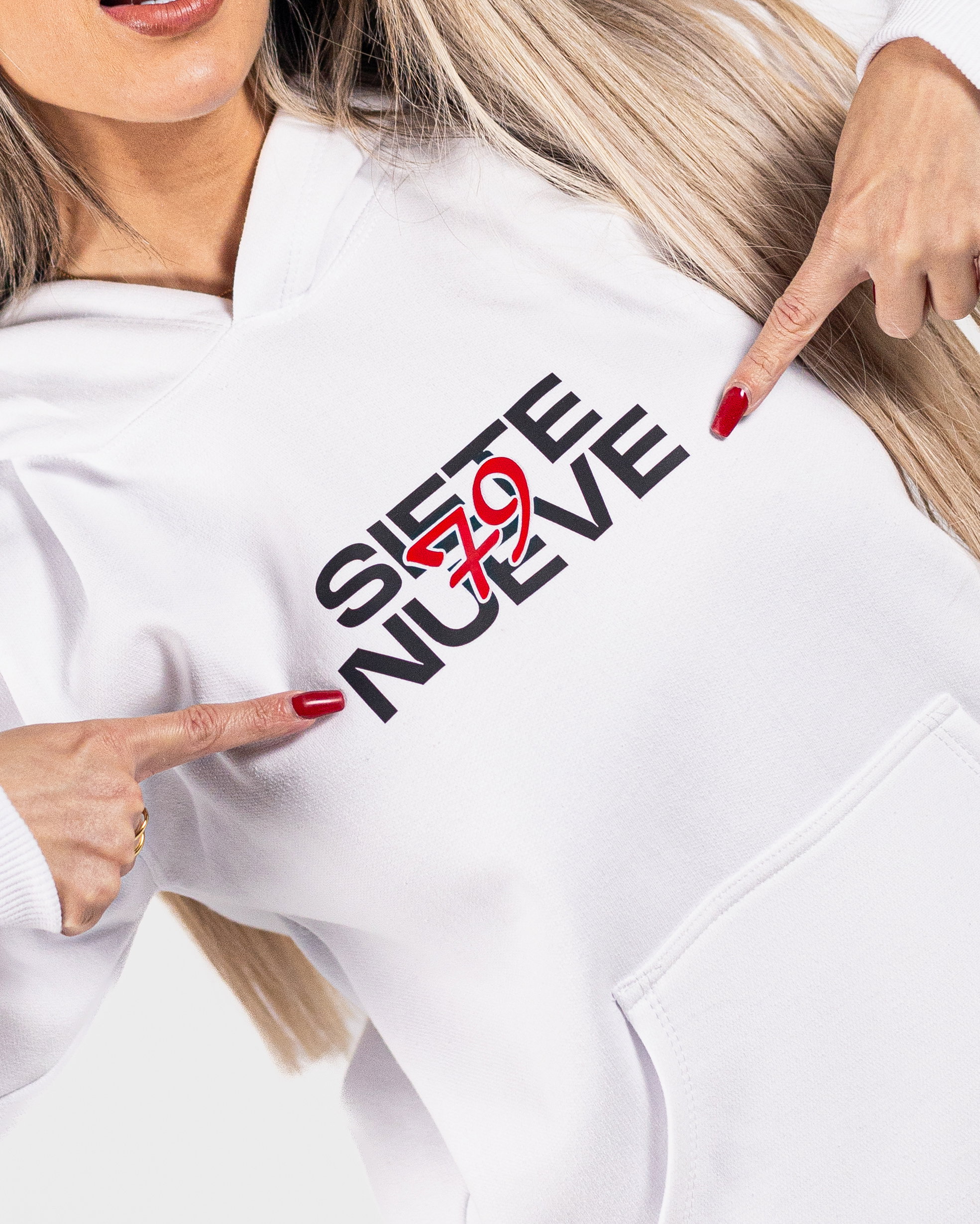 Hoodie Siete Nueve - Blanca_3