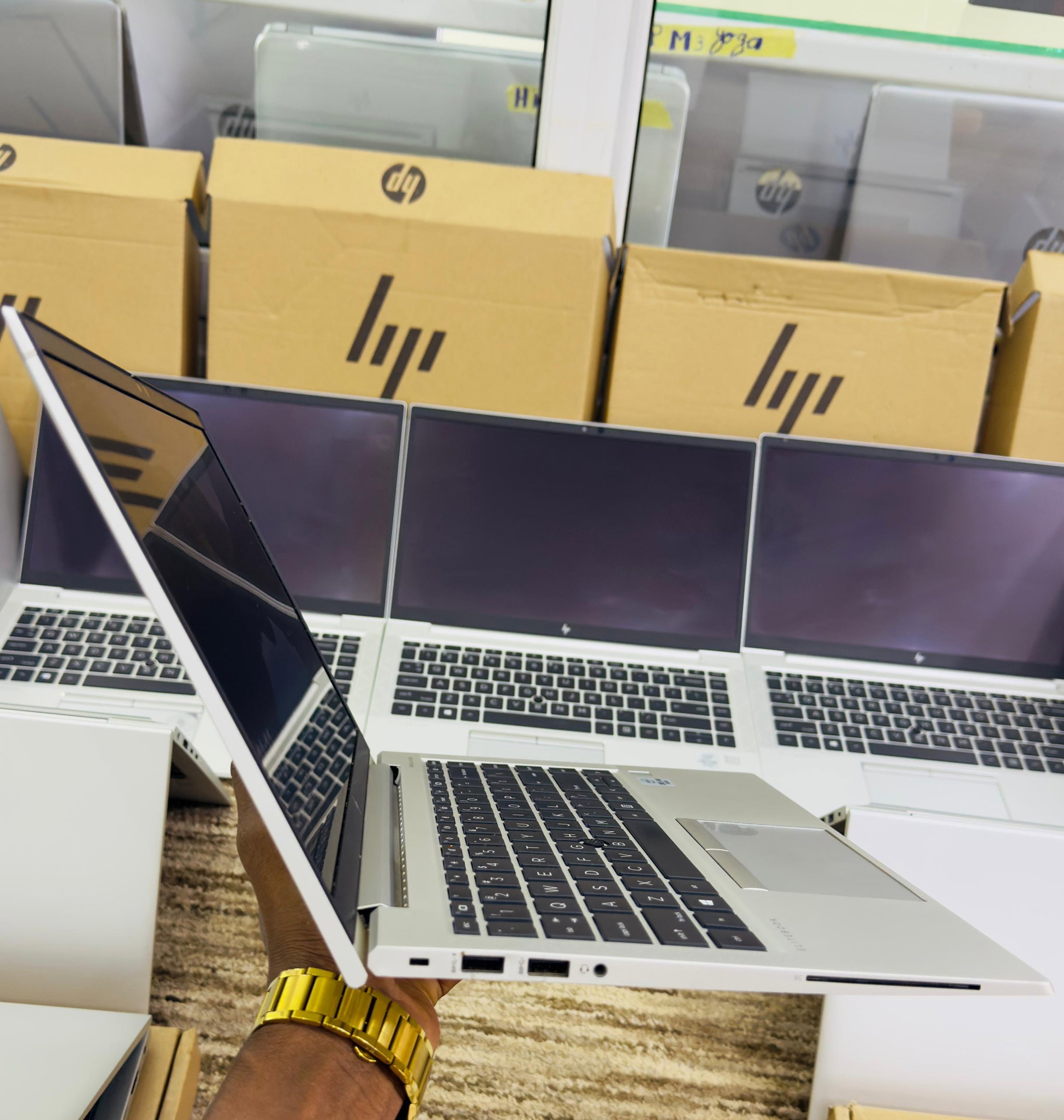  HP EliteBook 840 G7_8