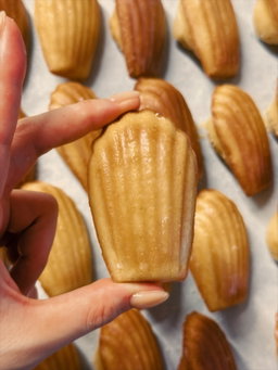 Brown Butter Whiskey Madeleines