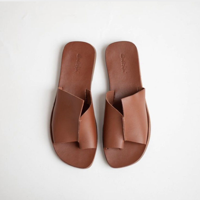 Retro Leather Buckle Sandals_0