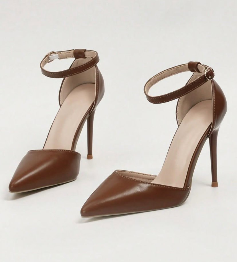 Crisscross Everyday Sandals