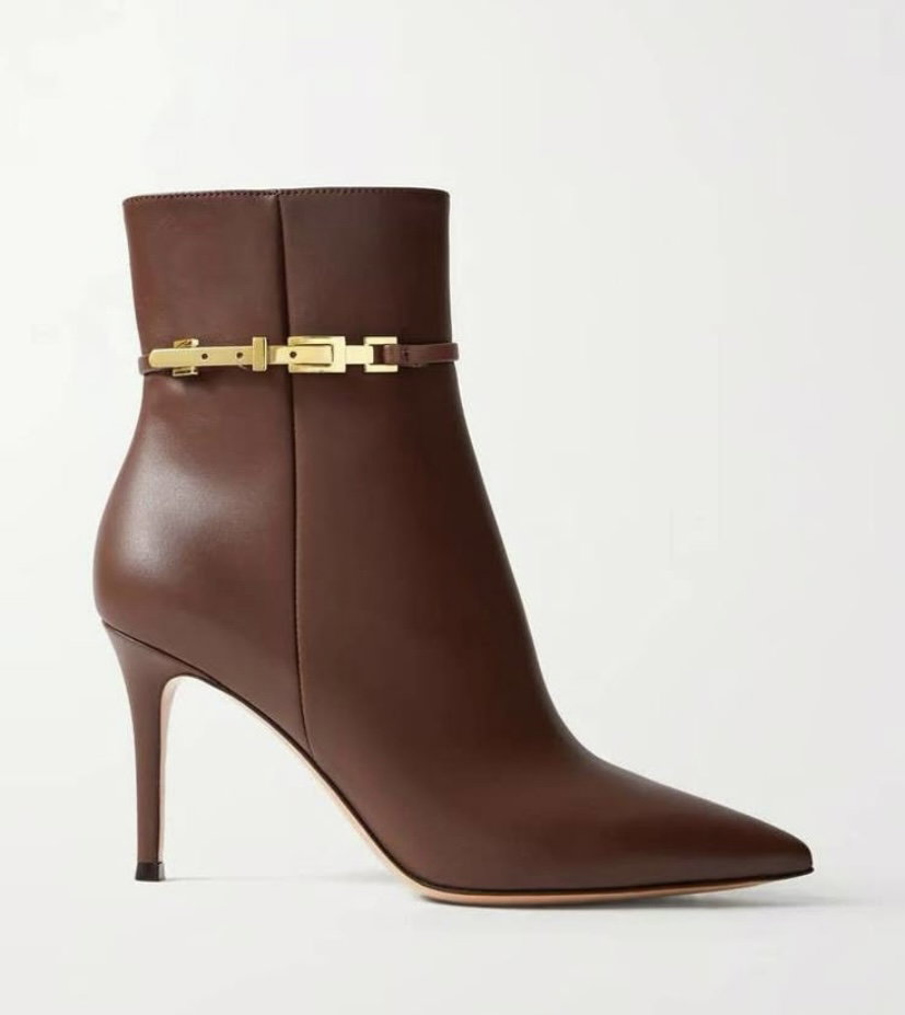 Velvet Edge Heeled Boots_0