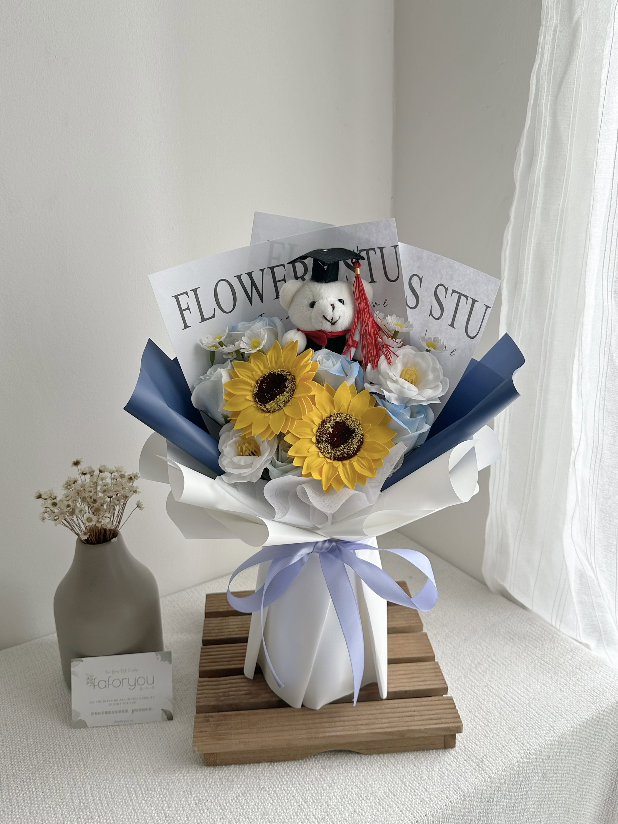 (GB009) Graduation Bear Mixed Soap Flower Bouquet_0