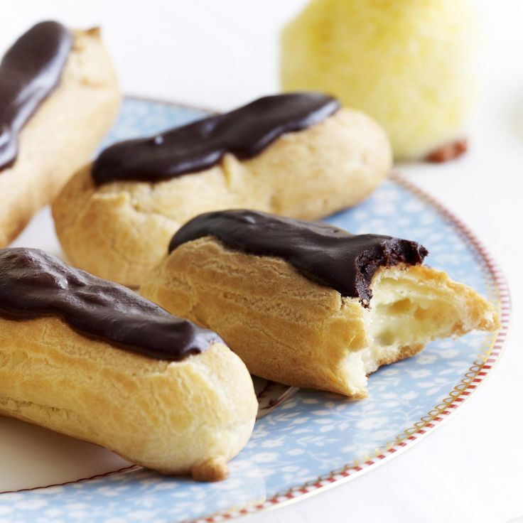 Chocolate Eclairs (Qty of 3)_0