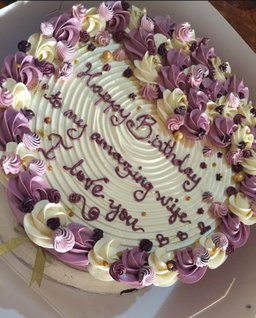 12 inches Cakes 