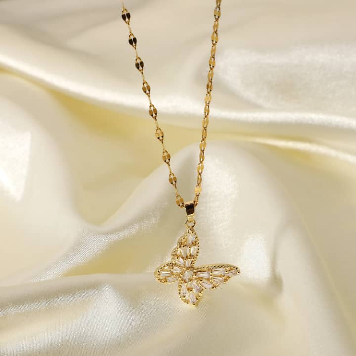 Collier pendentif papillon- La finesse d'un papillon_0