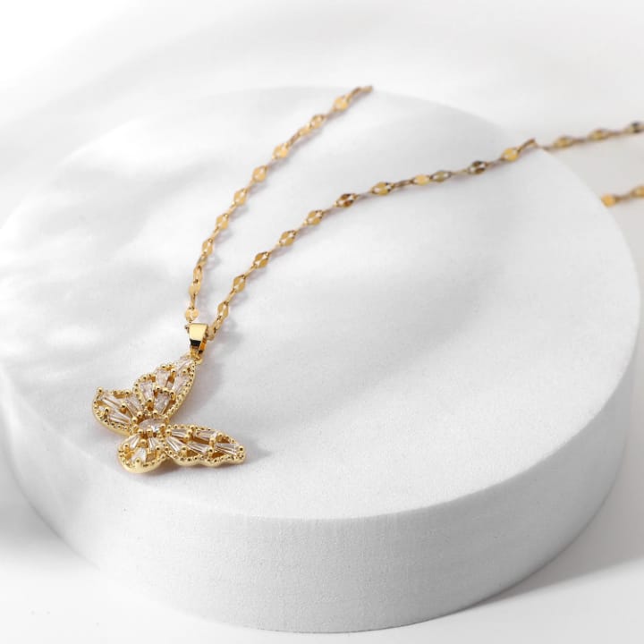 Collier pendentif papillon- La finesse d'un papillon_1