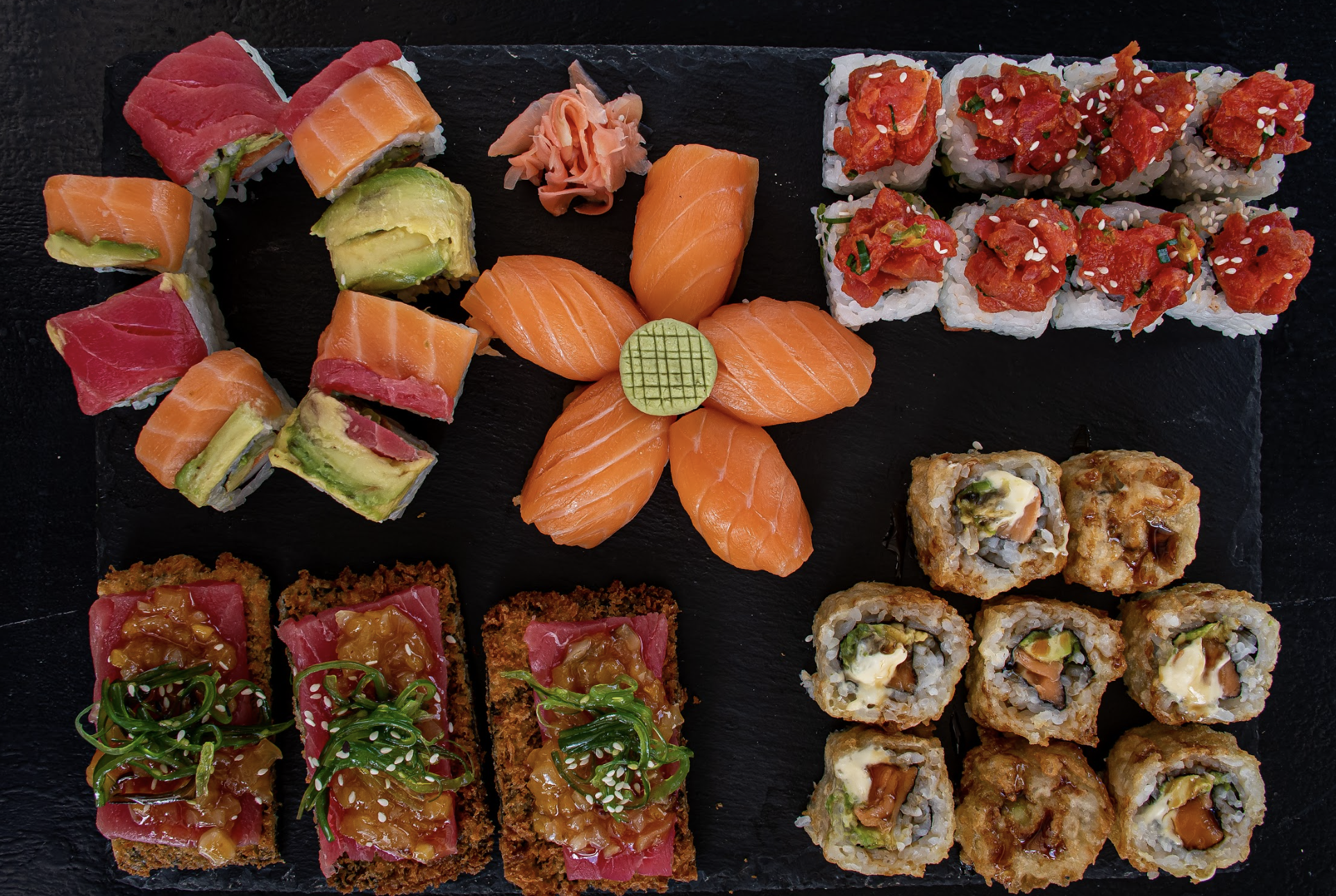 Opción 2: Bandeja Mixta (Mixed Sushi Tray) _0