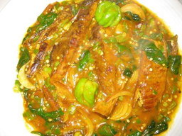 Sauce Gombo + Poisson Frit - Pâte Noire/Pâte Blanche/Agbéli/Akassa