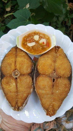 Poisson Frit + Jus Piment + Pâte Rouge/Eba Rouge 