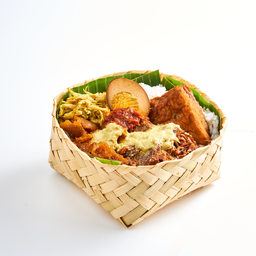 Nasi Gudeg Komplit