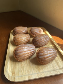Lemon-Glazed Honey Madeleines 