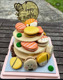 Macaron layer cake